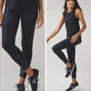 Lululemon Pace Queen Tight Wind Chill Deep Nvy Blk